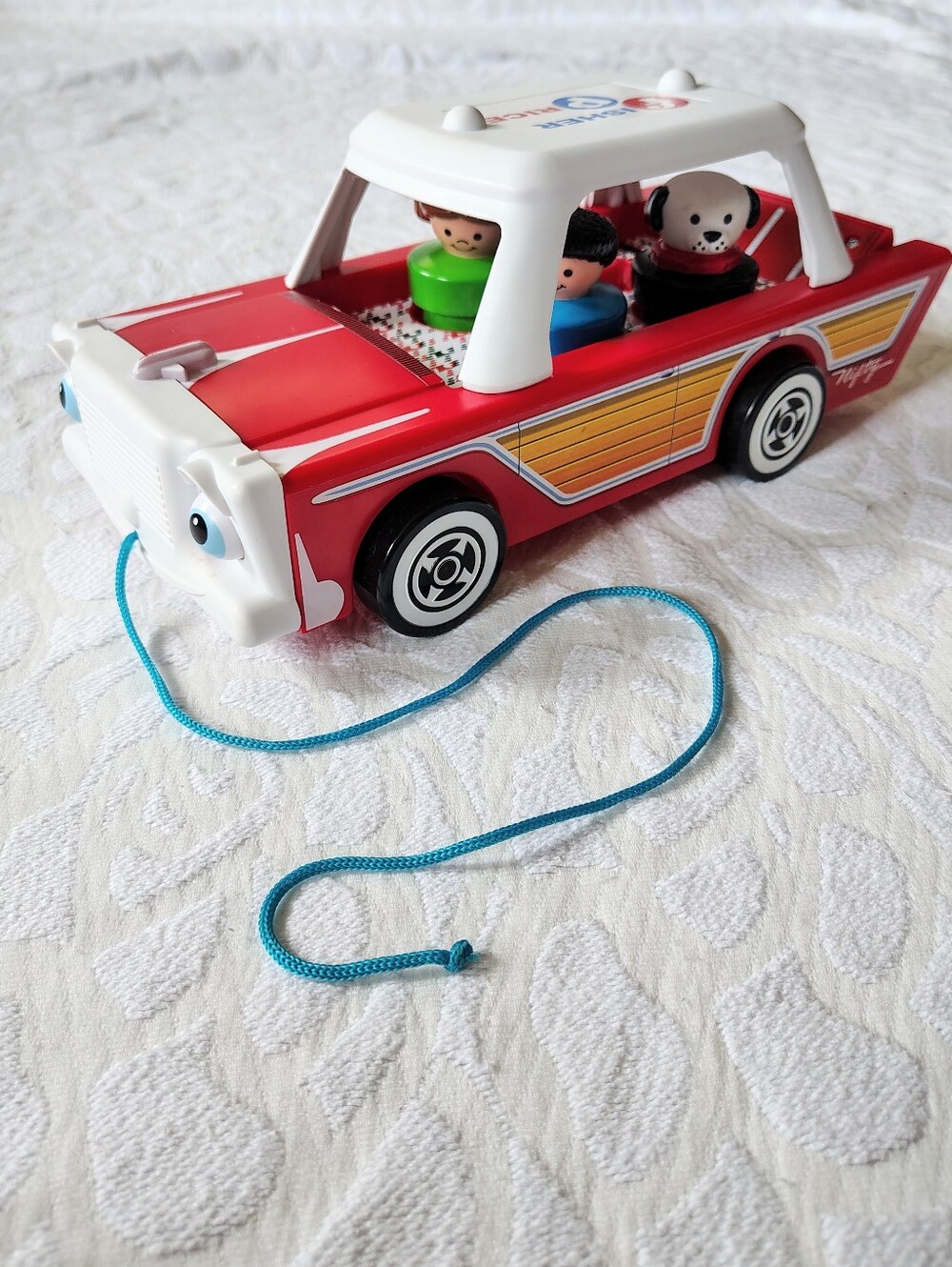 Fisher Price Vintage Nifty Station Wagon Set 4 Piece Set - Picture 2 of 12